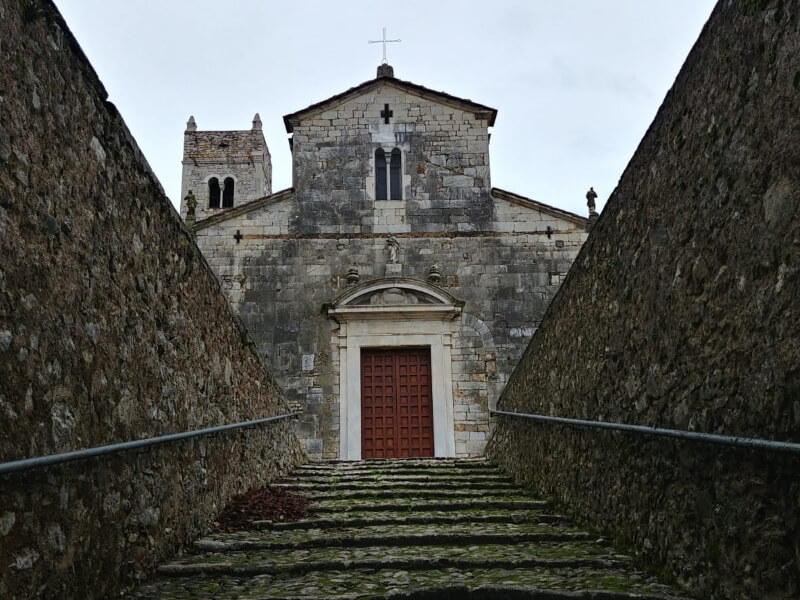 Pieve Camaiore dei Santi Stefano Giovanni Versiliamo com